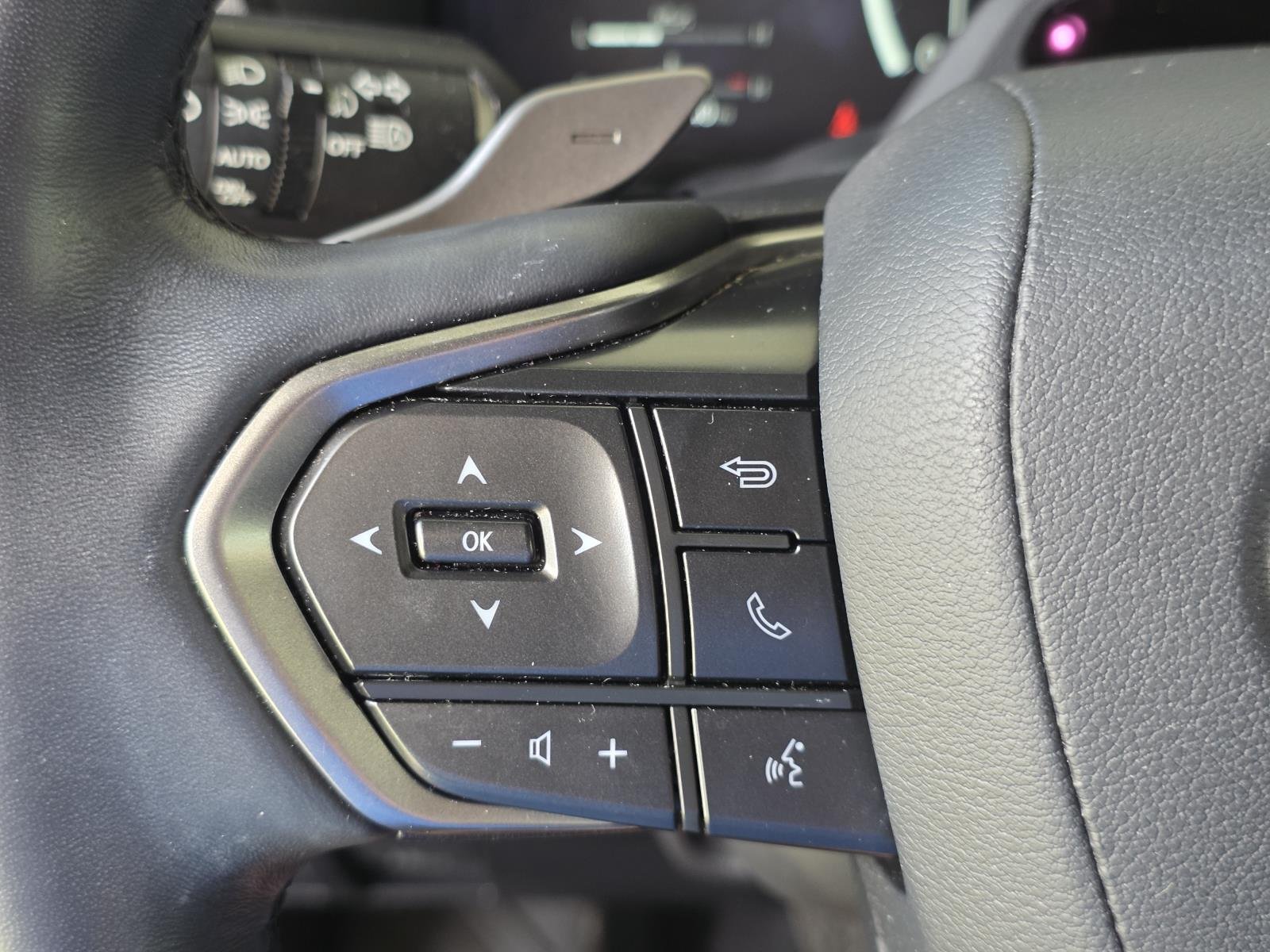 Certified Used 2024 Gray Pearl Lexus 550 Premium+ image 29