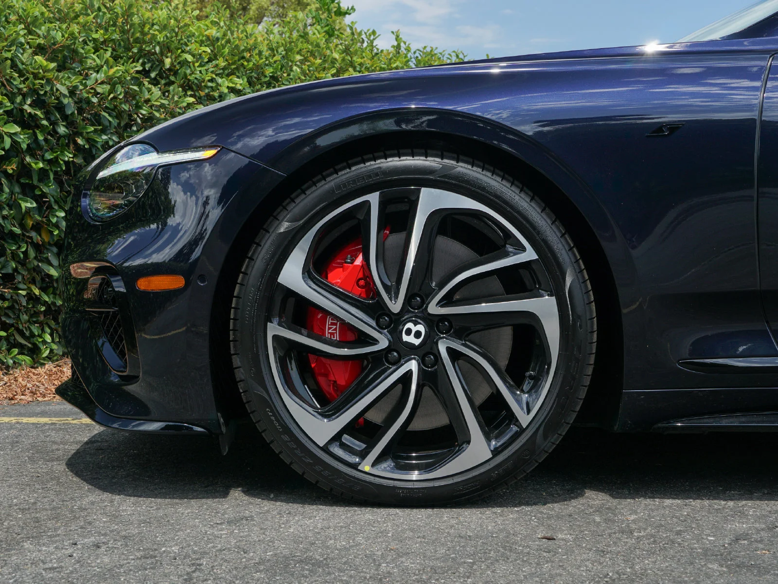 New 2026 Dark Sapphire Bentley GTC S image 13