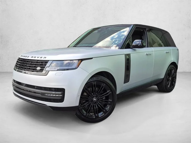 2025 Land Rover Range Rover SE