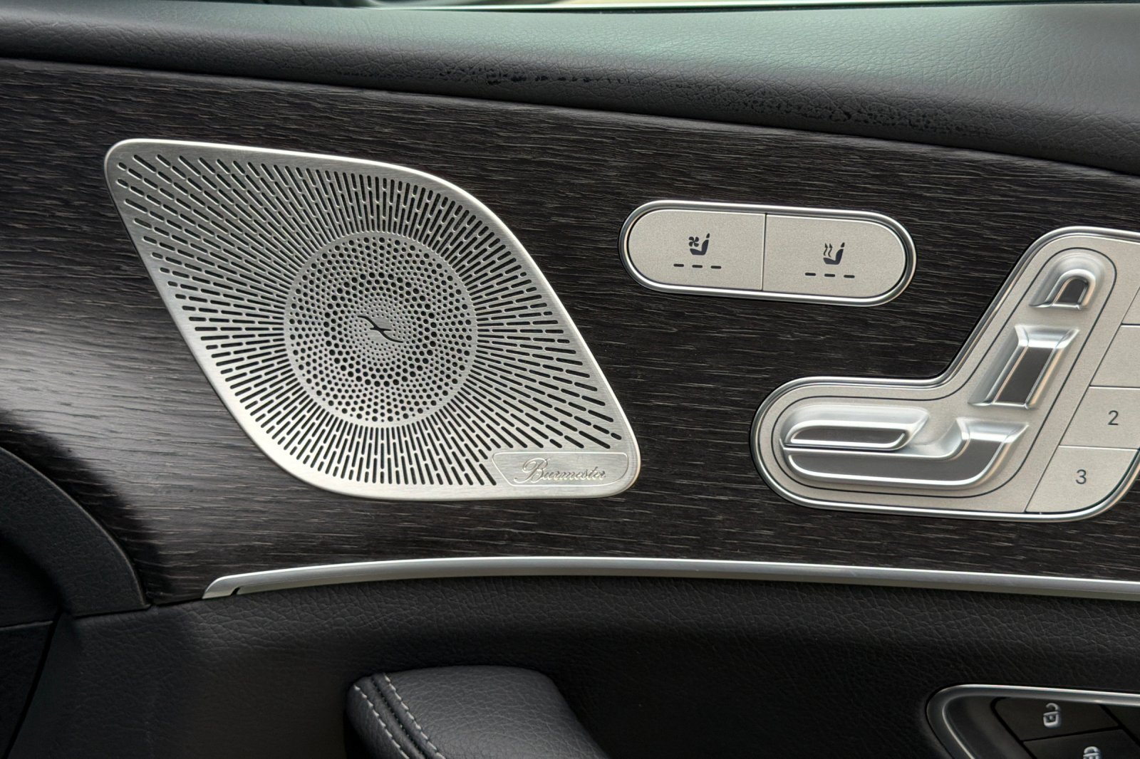 New 2026 MANUFAKTUR Alpine Grey Mercedes-Benz GLS 450 image 6