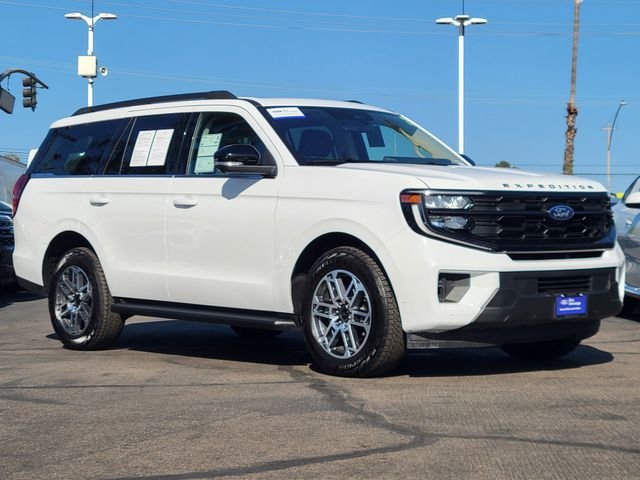 Certified Used 2025 Oxford White Ford Active image 33