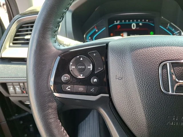 Used 2022  Honda Touring image 19