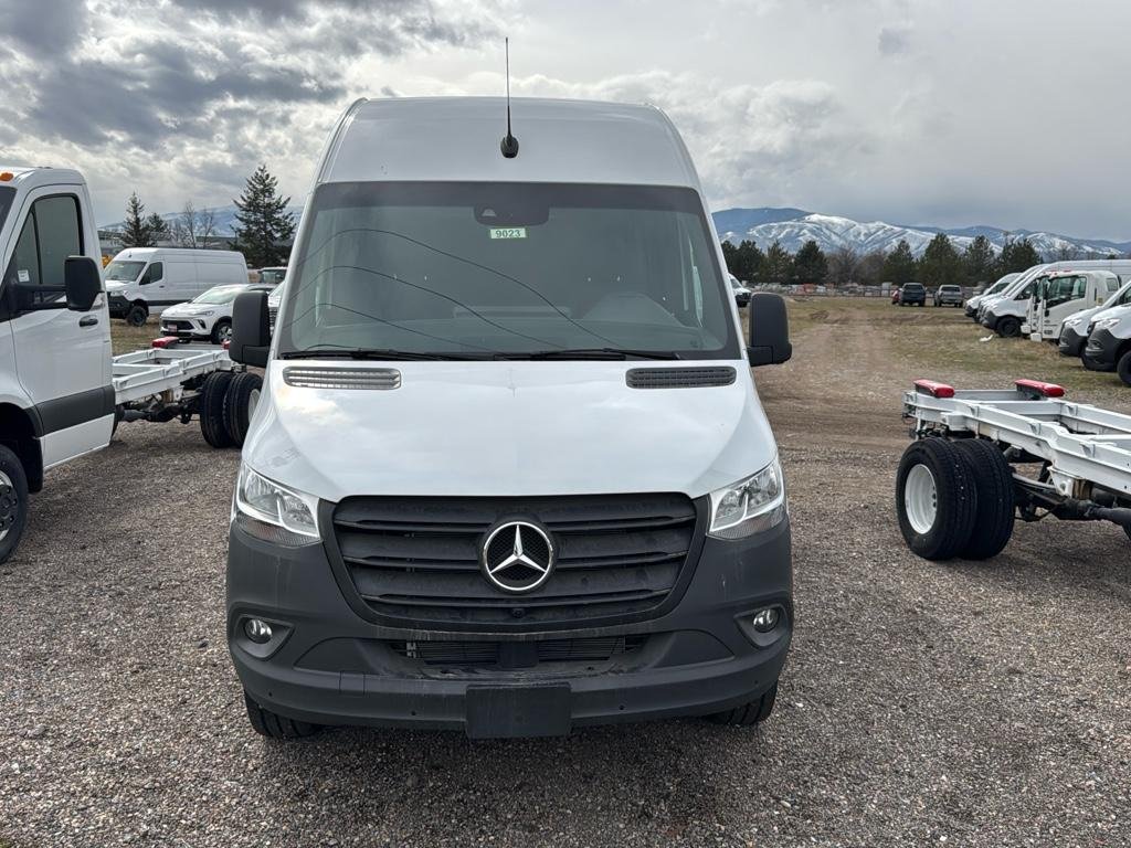 2024 Mercedes-Benz Sprinter 2500 144 WB HO's photo