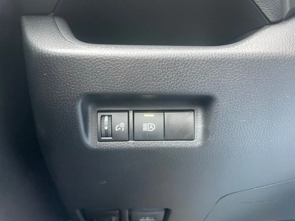 Used 2024 Ice Toyota Adventure image 43