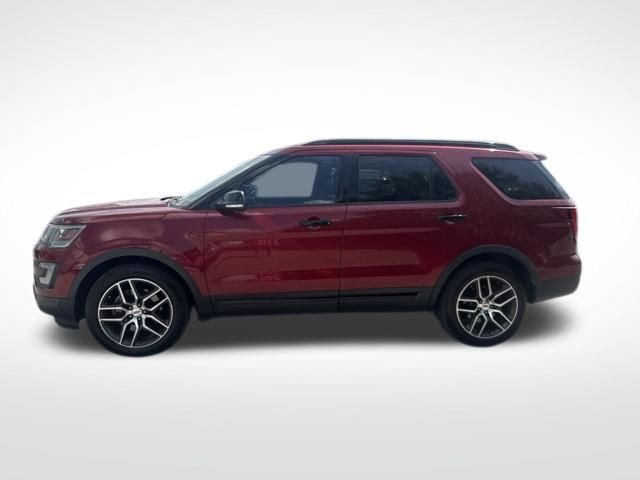 Used 2016 Red Ford Sport image 2