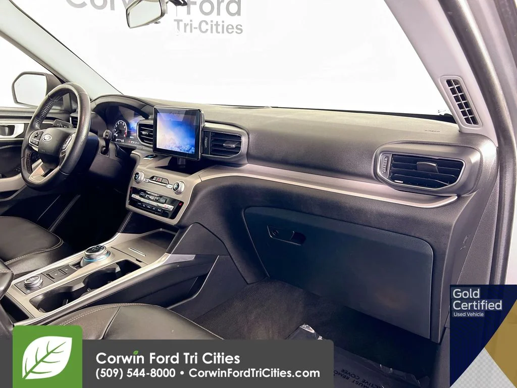 Used 2024 Iconic Silver Metallic Ford XLT image 29