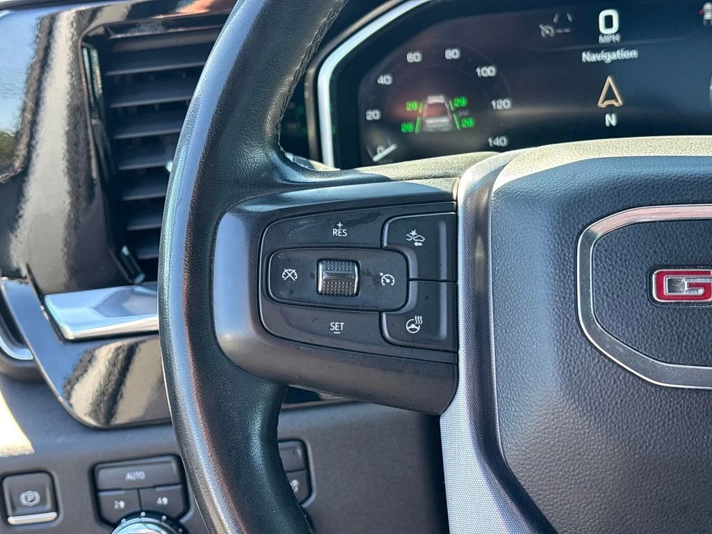 Used 2023 Silver GMC Elevation image 15