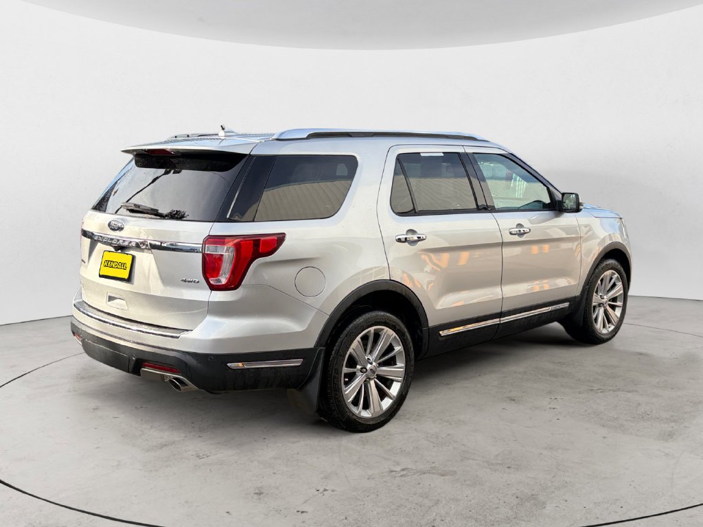 Used 2019 Silver Ford Limited image 5