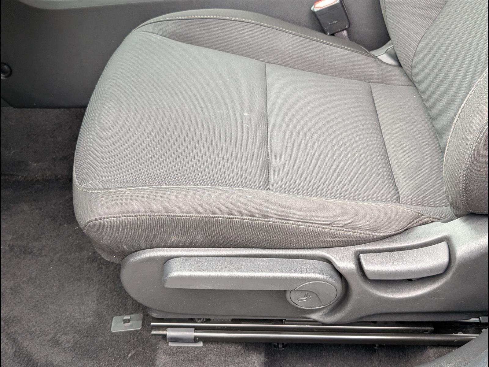 2024 Hyundai Kona SE - Photo 9