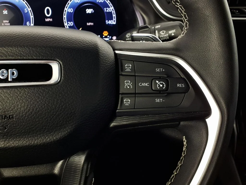 Used 2024 White Jeep Altitude X image 21