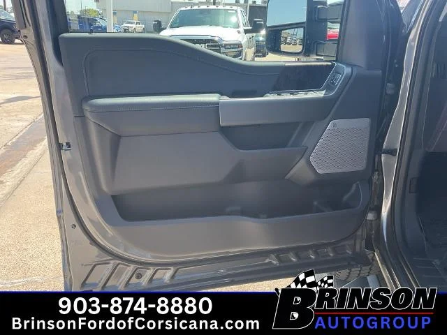 New 2026 Carbonized Gray Metallic Ford F-350® Lariat® image 32