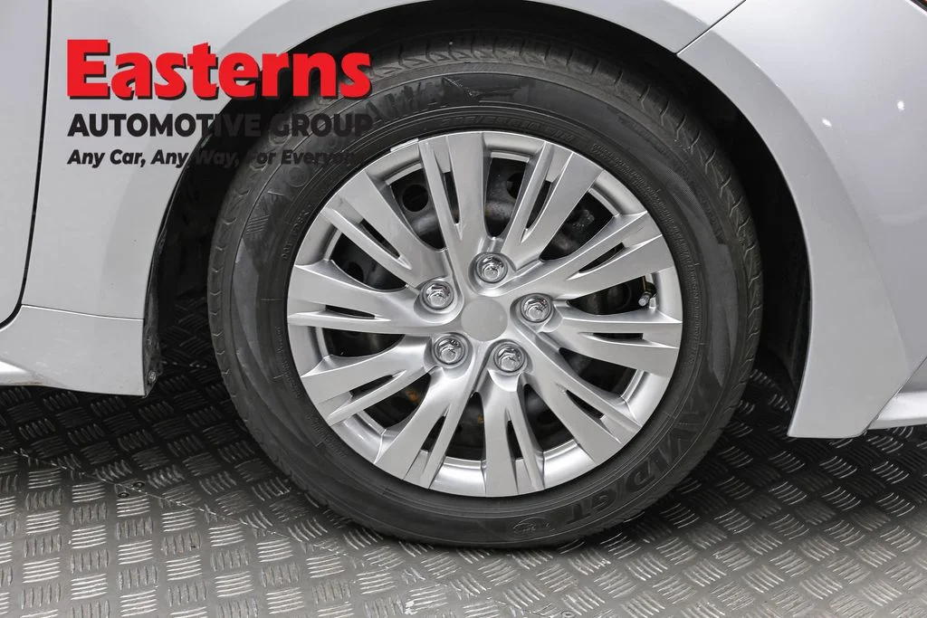 Used 2022 Silver Toyota LE image 30