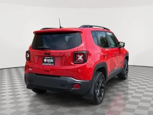 Used 2023 Red Jeep Altitude image 3