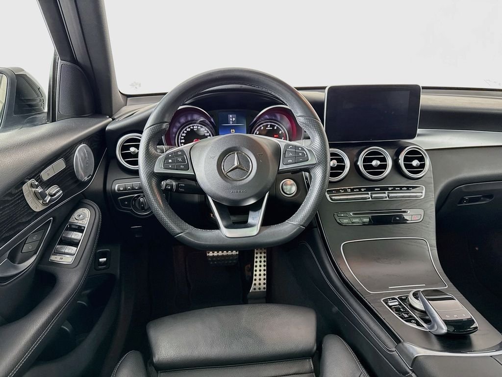 Used 2018 Black Mercedes-Benz GLC 300 image 22