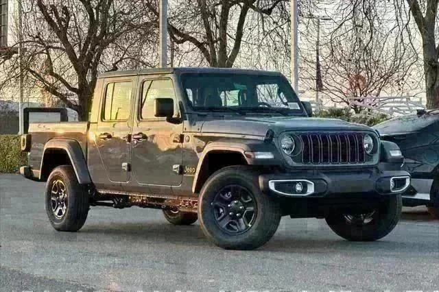 New 2026 Anvil Clear-Coat Exterior Paint Jeep Sport image 2
