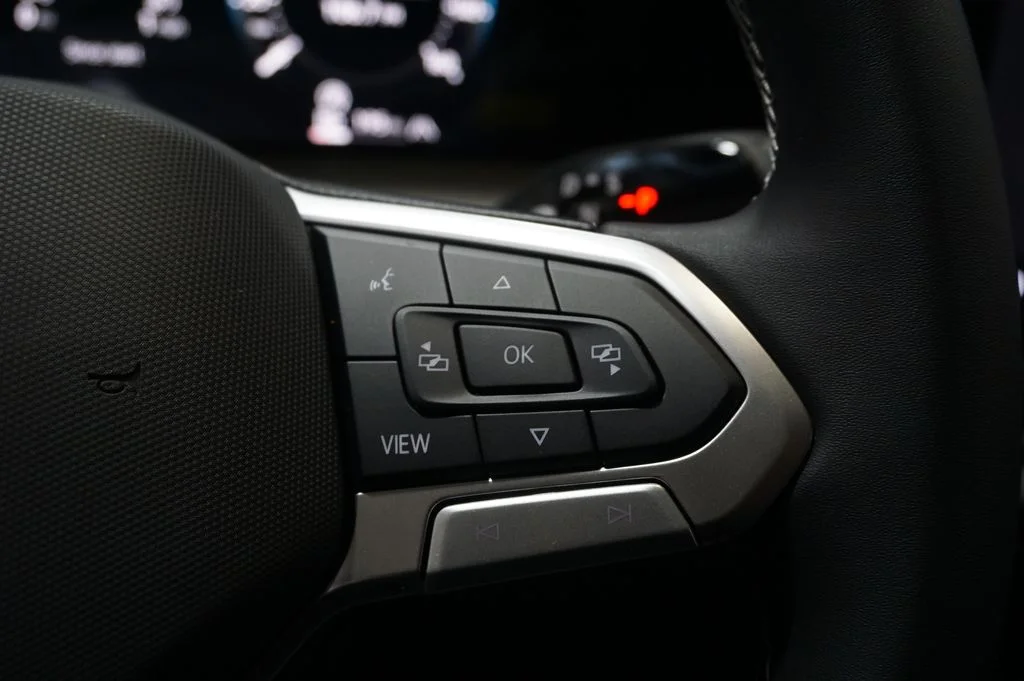 New 2026 Blue Volkswagen 2.0T SE image 22