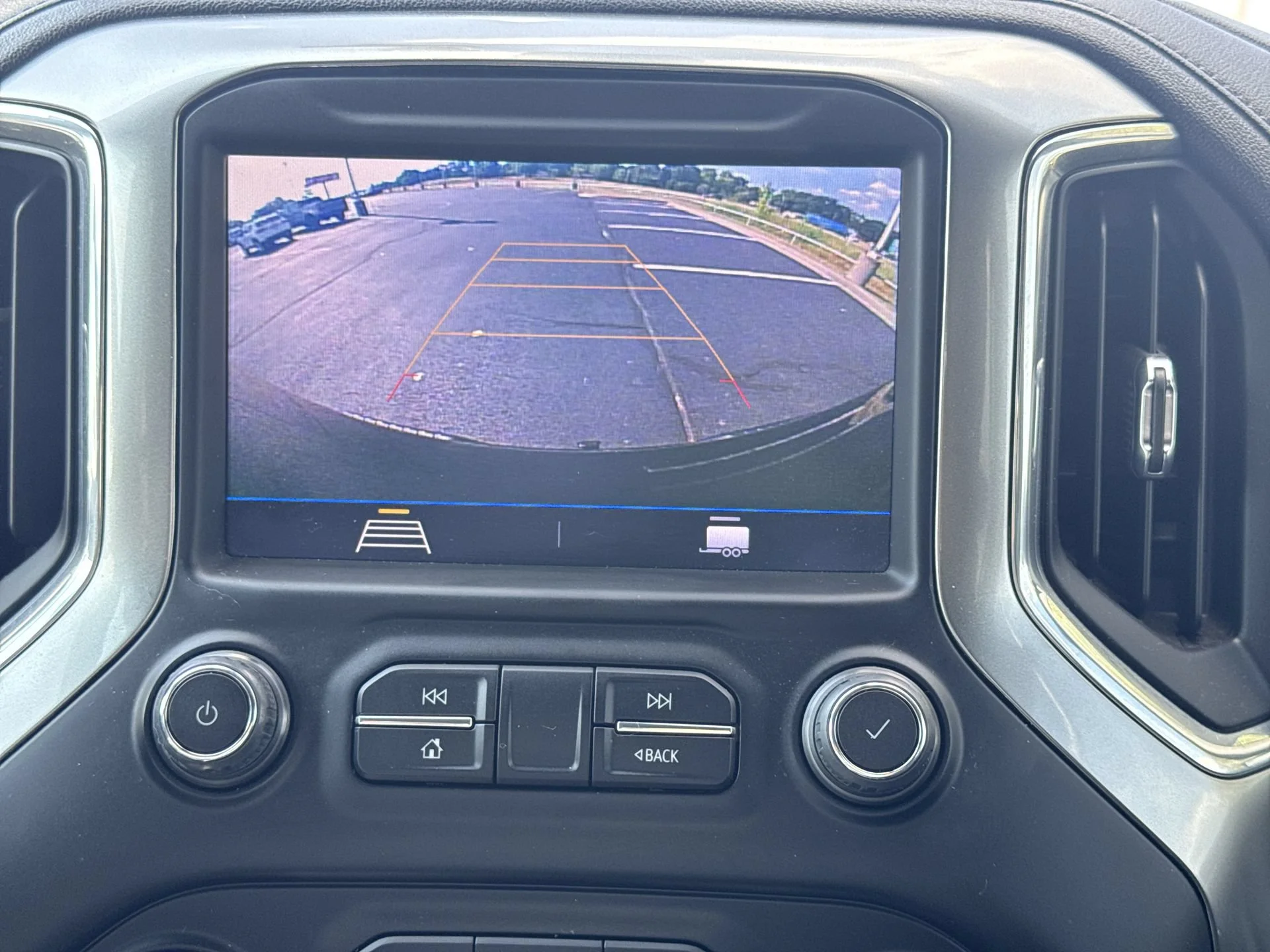 2021 Chevrolet Silverado 1500 RST - Photo 17