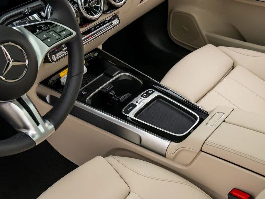 New 2026 Black Mercedes-Benz GLB 250 image 12