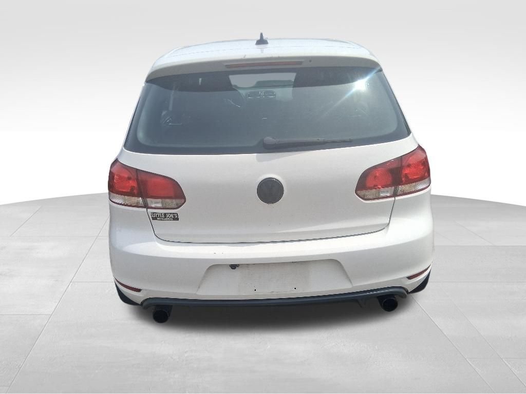 Used 2013 Black Volkswagen Base image 4