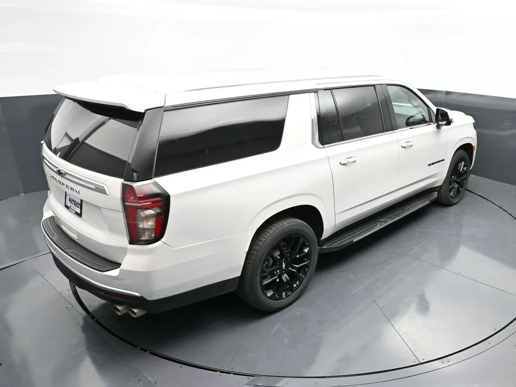 Used 2022 Beige Chevrolet High Country image 39