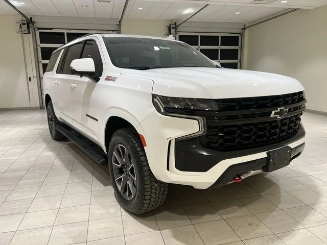 Used 2024 Summit White Chevrolet Z71 image 7