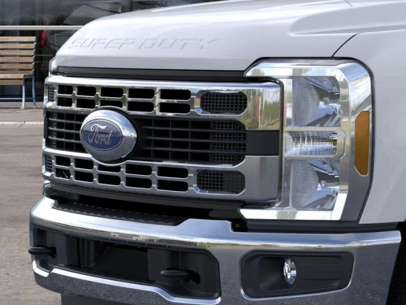New 2026 Oxford White Ford F-250® XLT image 17
