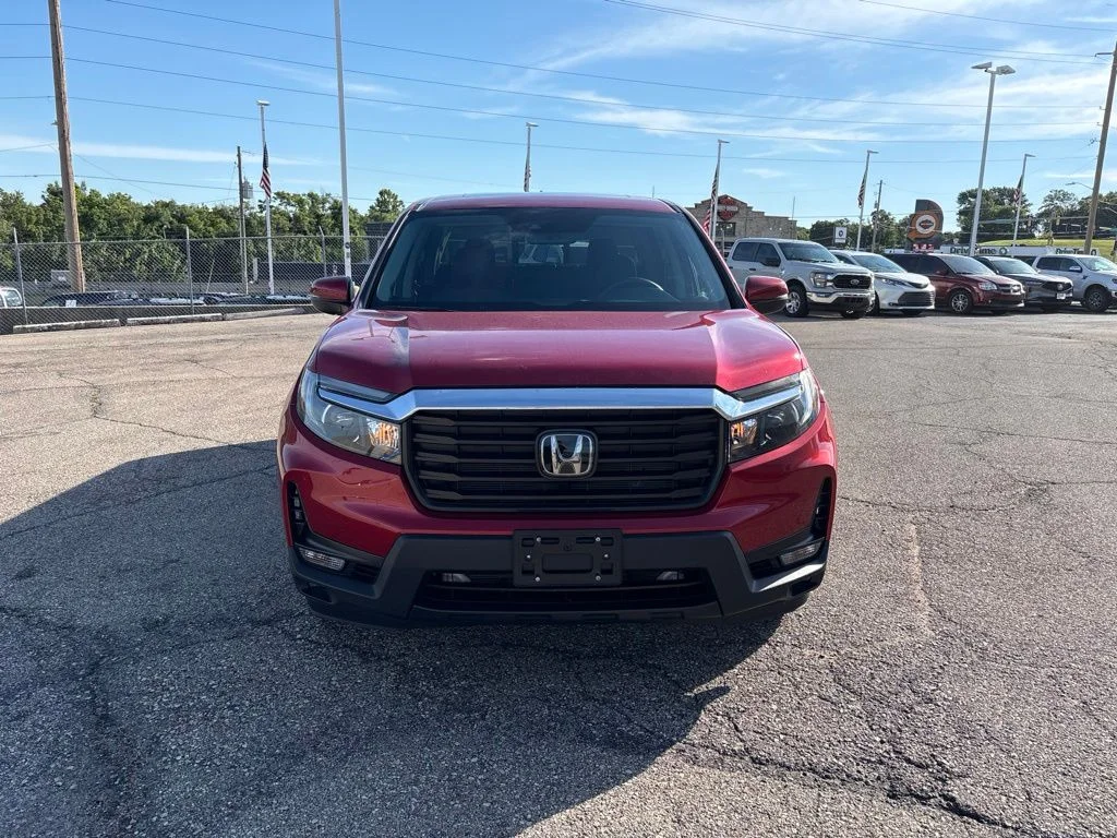 Used 2023 Red Honda RTL image 2
