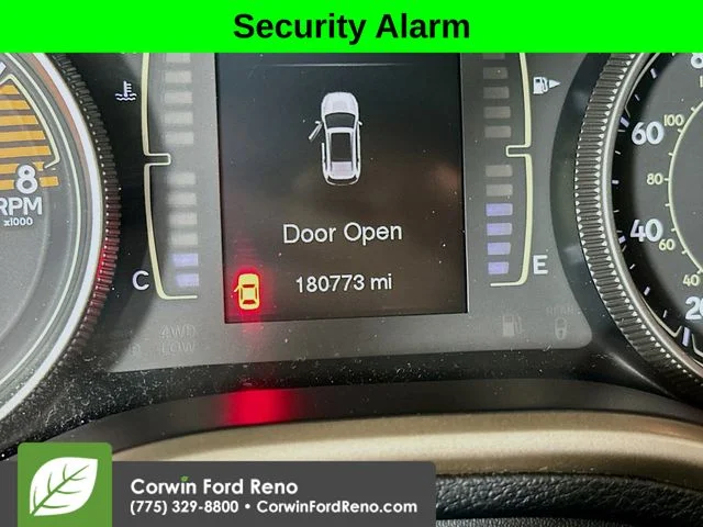 Used 2016 Granite Crystal Clearcoat Metallic Jeep Latitude image 12
