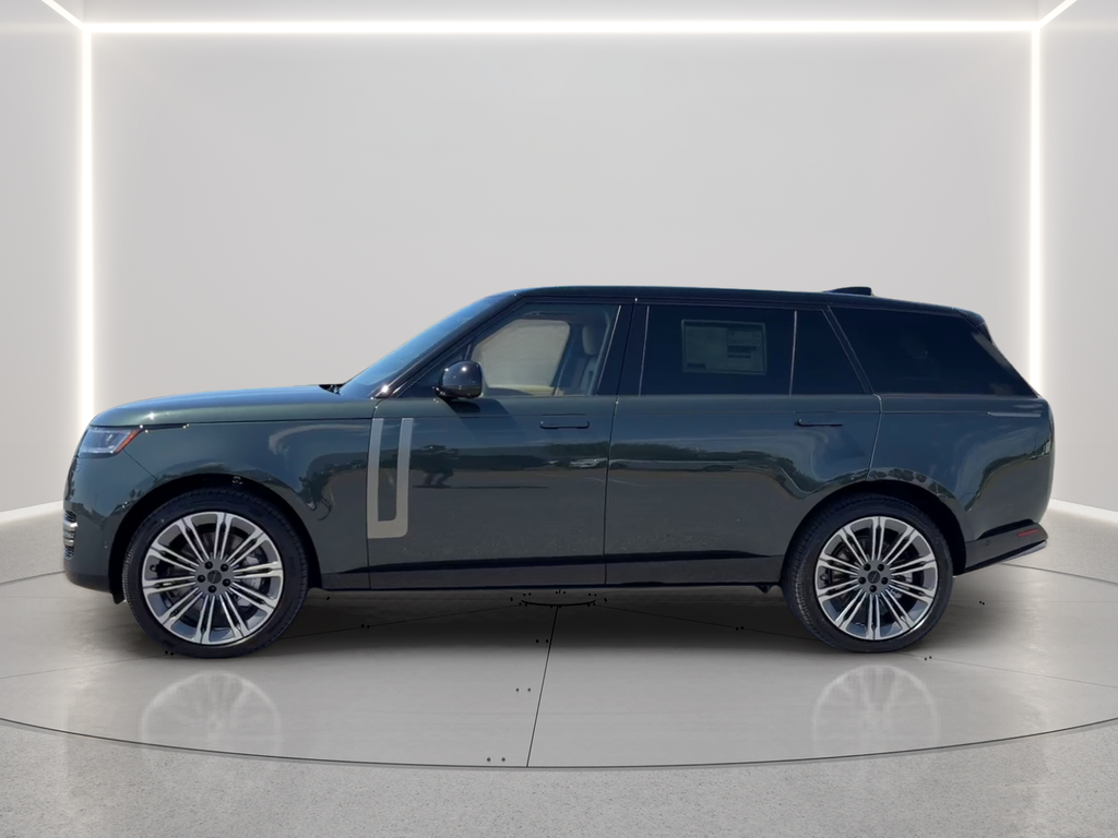 New 2026 Belgravia Green Land Rover SE image 8