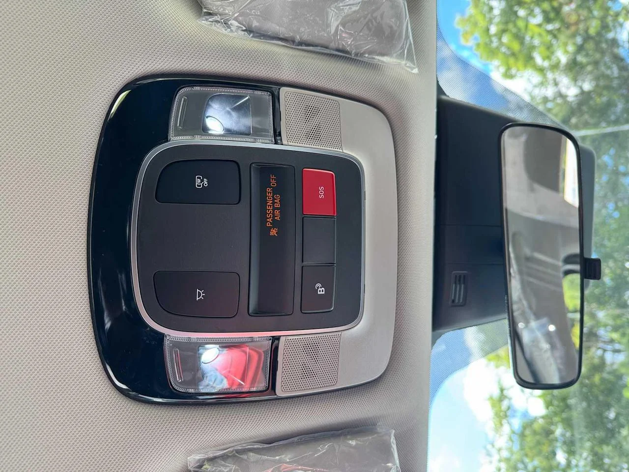 New 2026 White Hyundai SE AWD image 20
