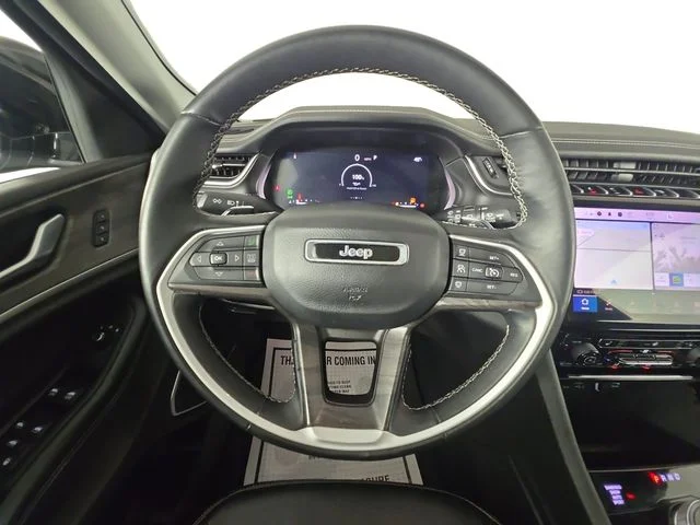 Used 2022 Silver Jeep Limited image 12