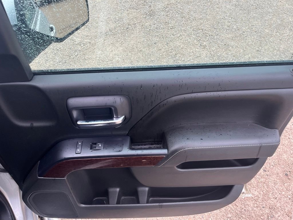 Used 2015 Quicksilver Metallic GMC SLE image 31