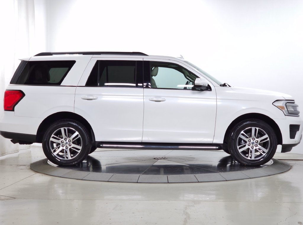 Used 2022 White Ford XLT image 10