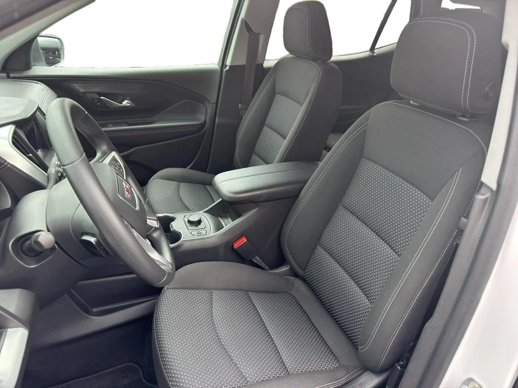 Used 2022 Summit White GMC SLE image 6