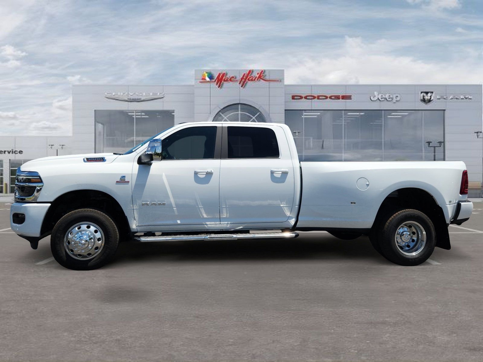 New 2026 Bright White Clear-Coat Exterior Paint RAM Laramie image 2