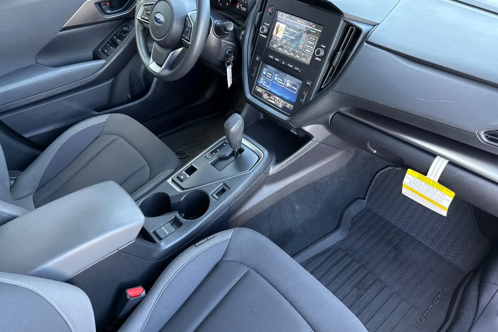 Used 2025 Crystal White Pearl Subaru  image 16