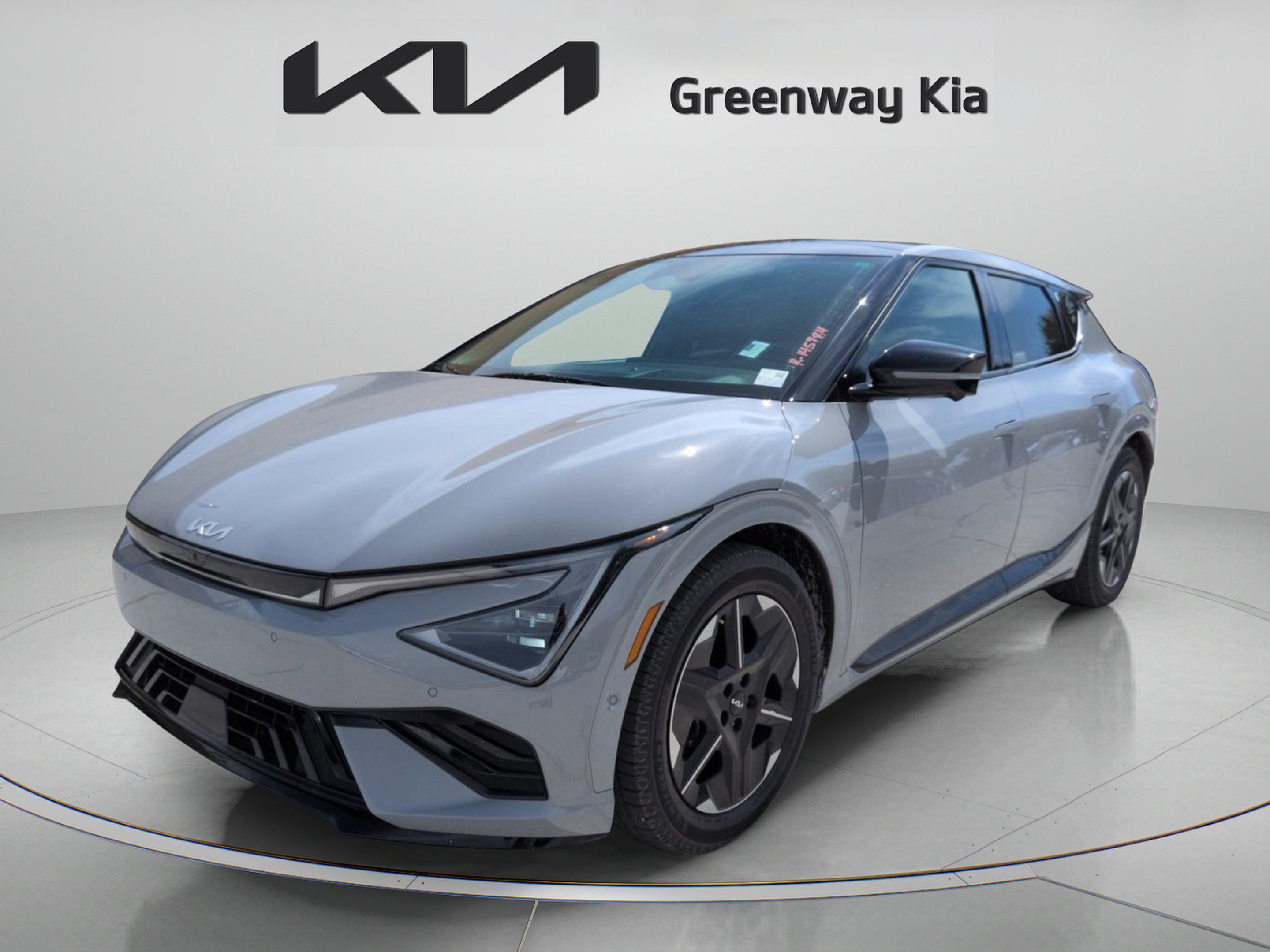 Certified Used 2025 Wolf Gray Kia GT-Line image 4