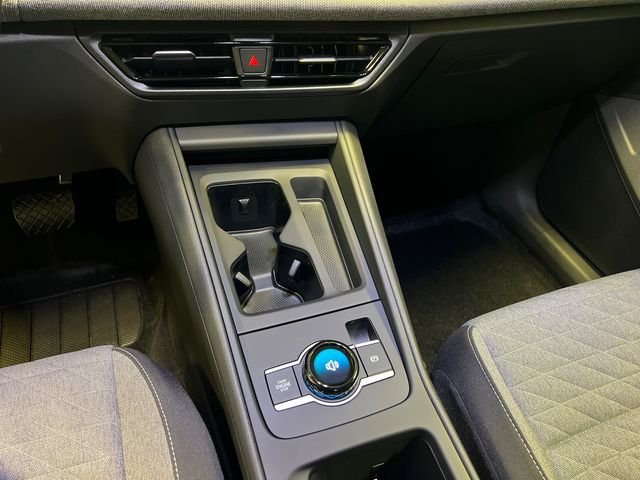 New 2026 White Volkswagen 2.0T S image 19