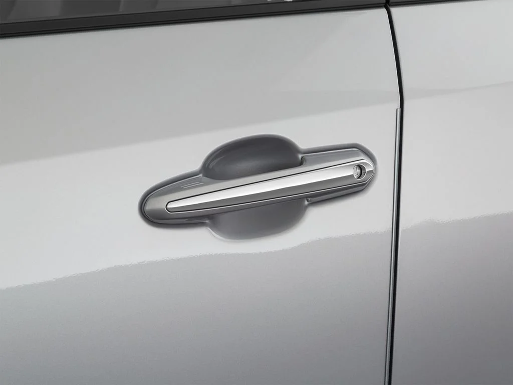 Used 2020 Silver Toyota XLE image 56