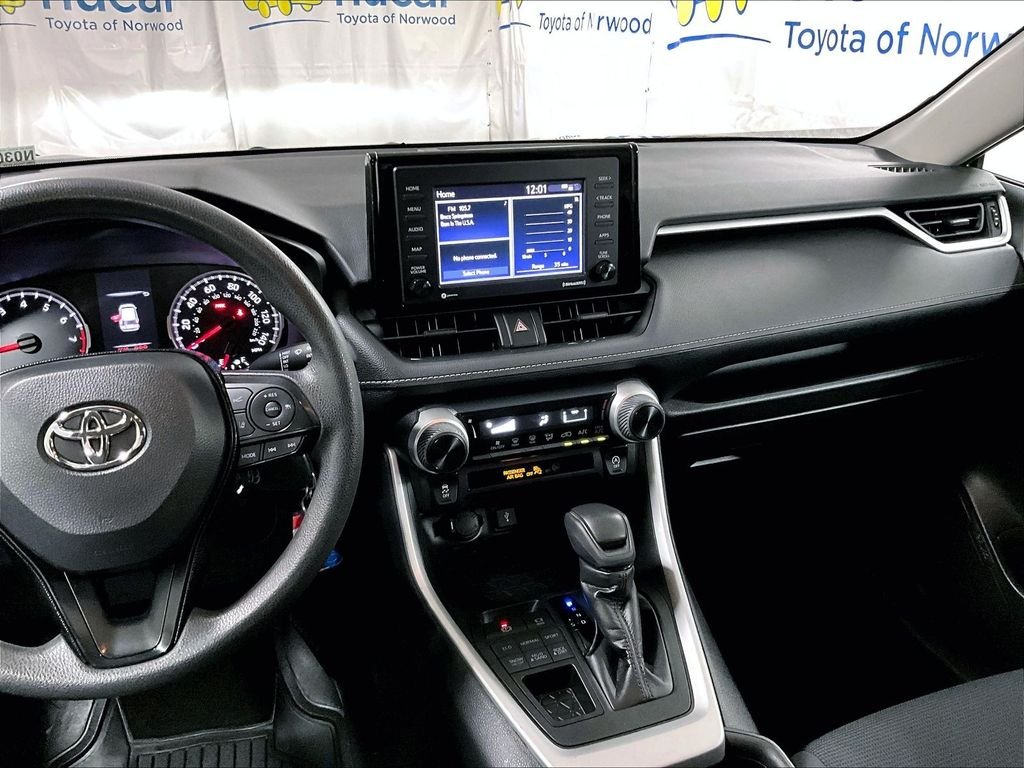 Used 2020 Gray Toyota LE image 18