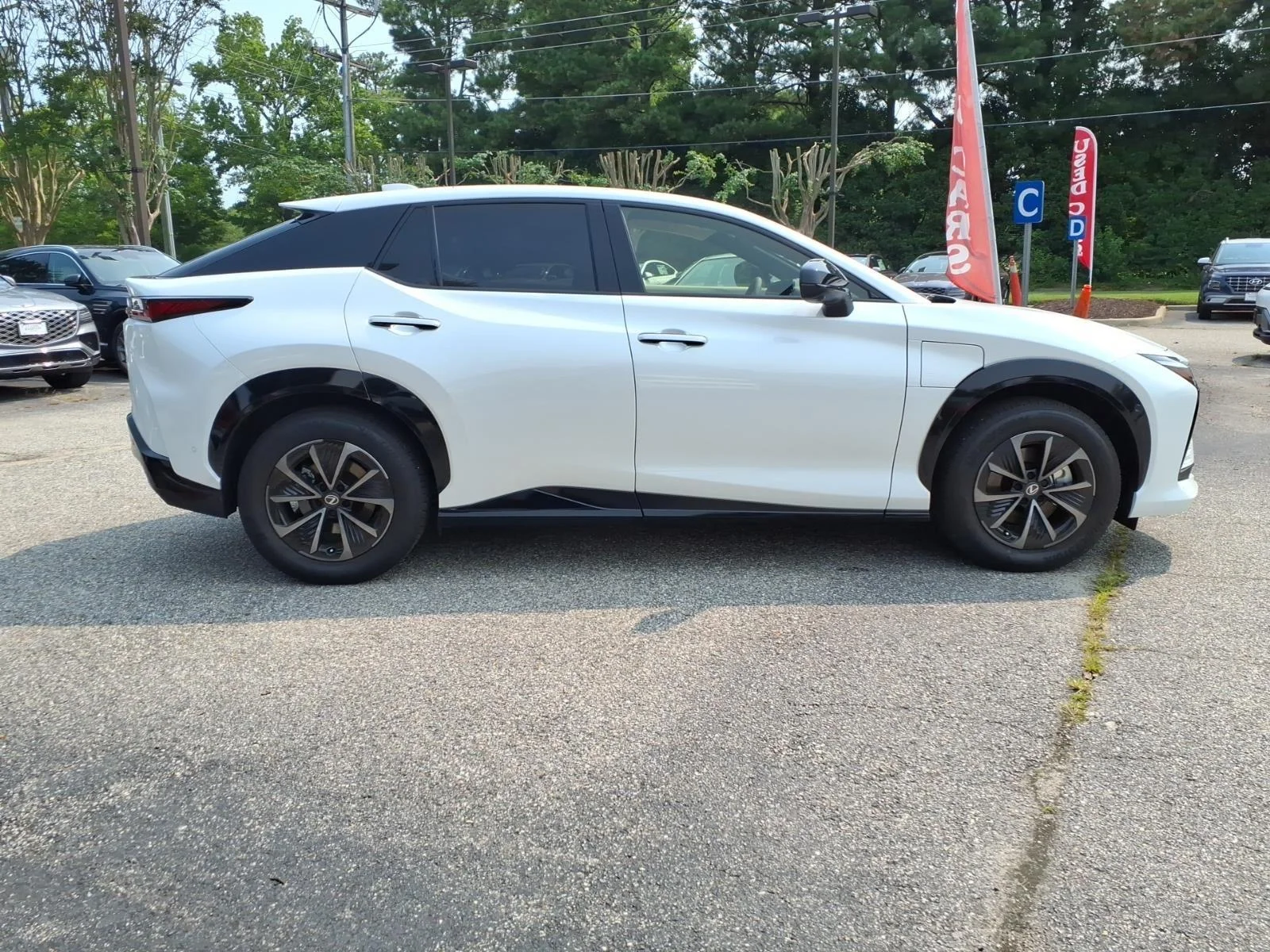 Used 2026 Oxygen White Lexus RZ 450e Premium image 5