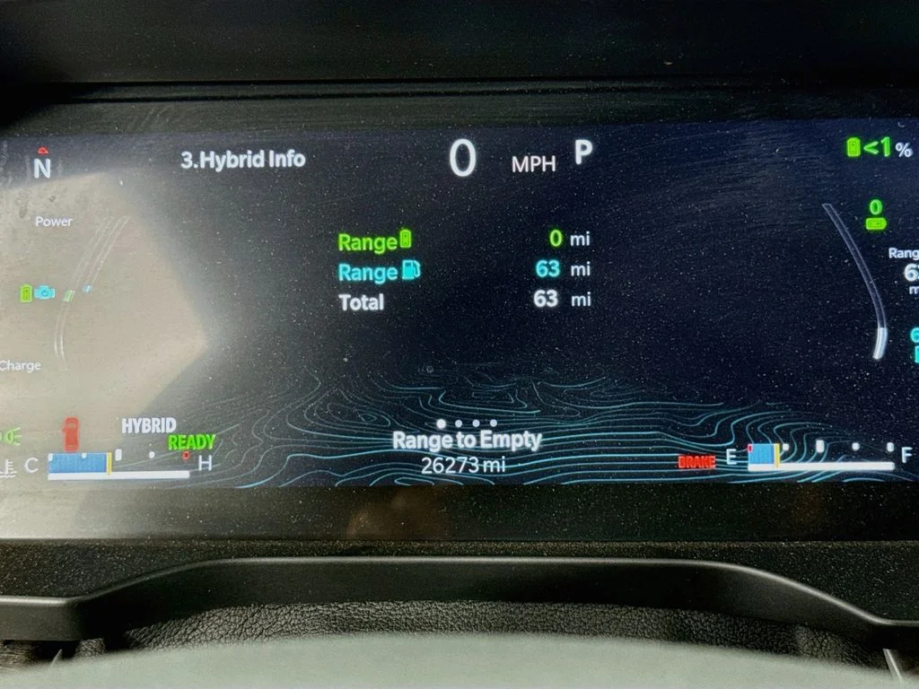 Used 2022 White Jeep 4xe image 12