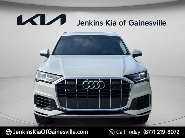 Used 2022  Audi 55 Premium Plus image 2