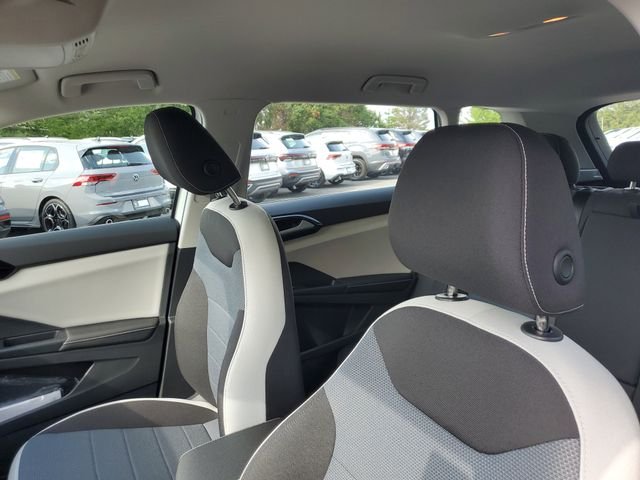 New 2026 White Volkswagen 1.5T S image 16