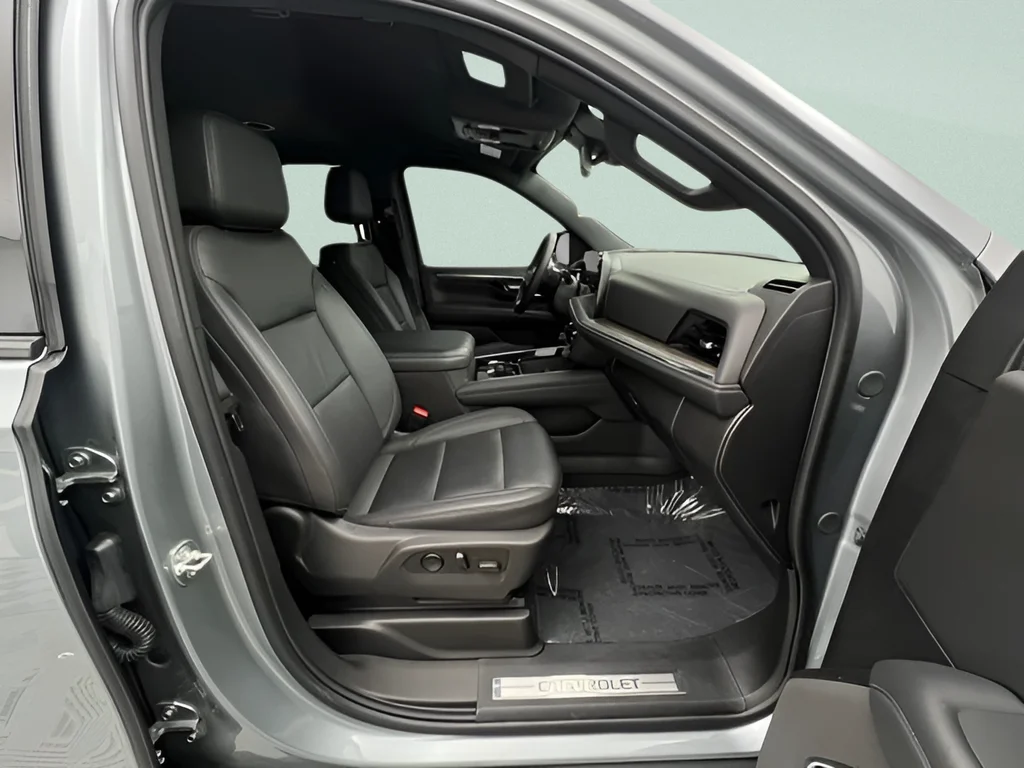 Used 2025 Sterling Gray Metallic Chevrolet Z71 image 12