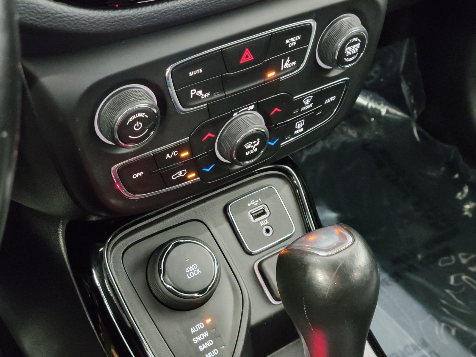 Used 2021 Red Jeep Limited image 20