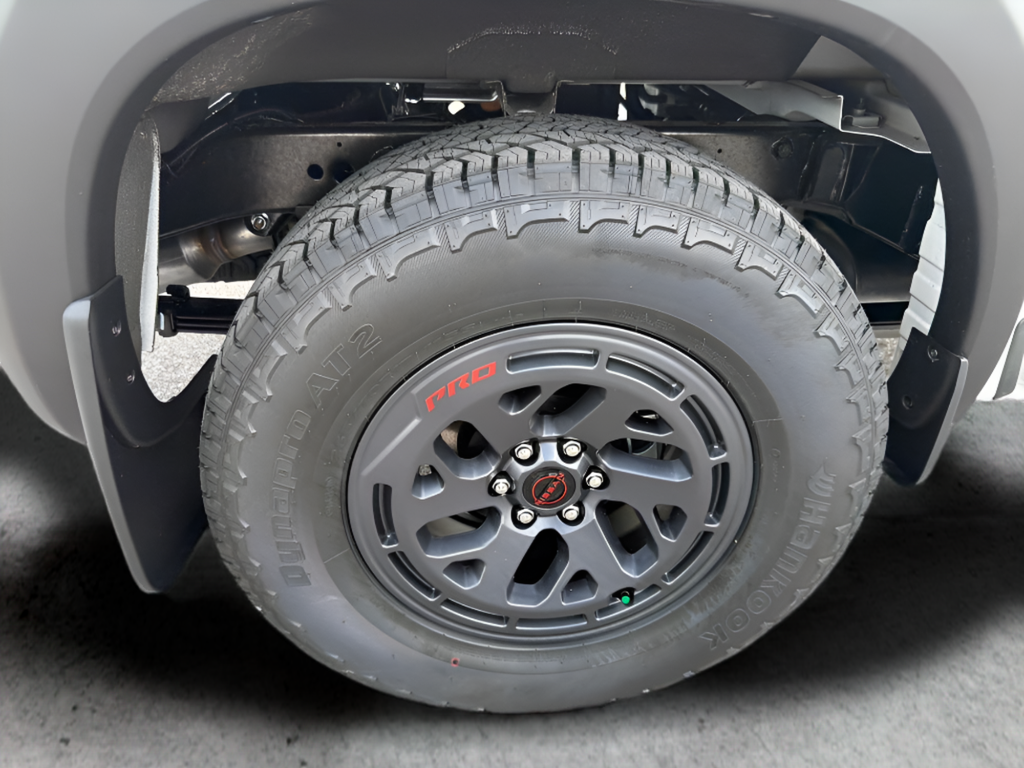 New 2026 White Nissan PRO-4X image 52