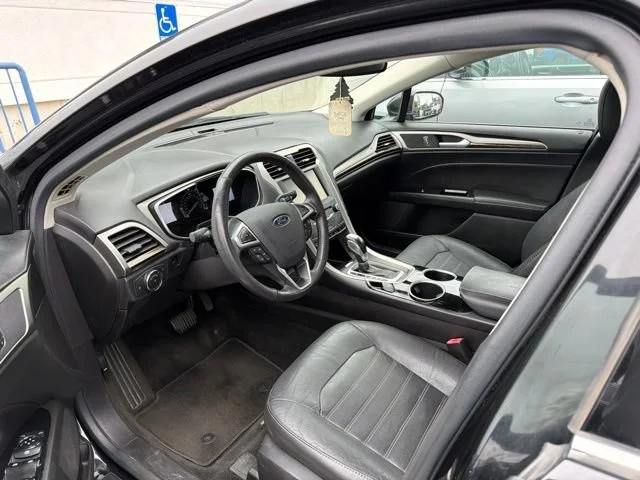 Used 2014 Black Ford SE image 3