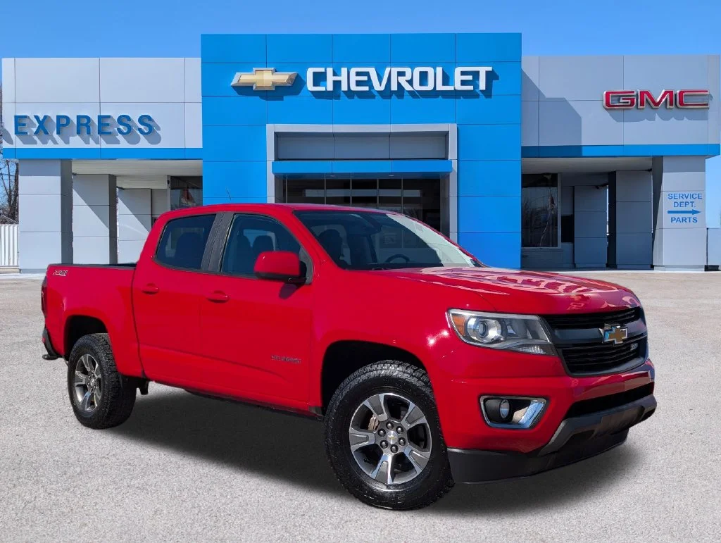 Used 2020 Red Chevrolet Z71 image 1