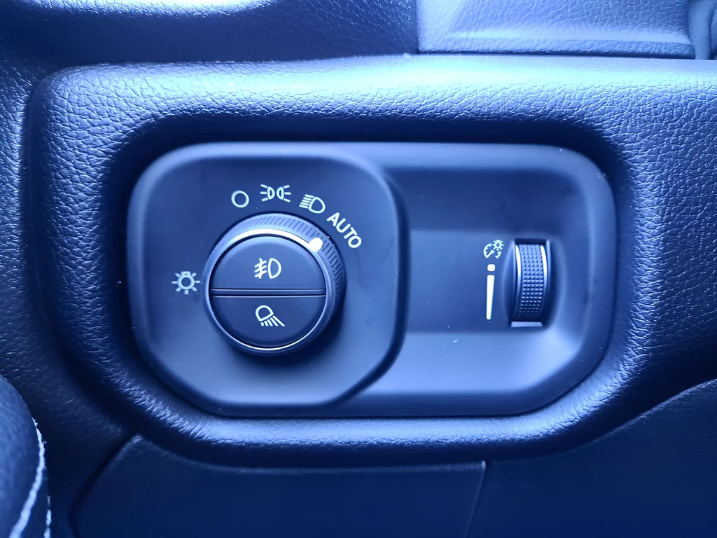 2026 RAM 2500 Big Horn - Photo 25
